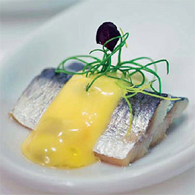 Sardinas con fruta de la pasión