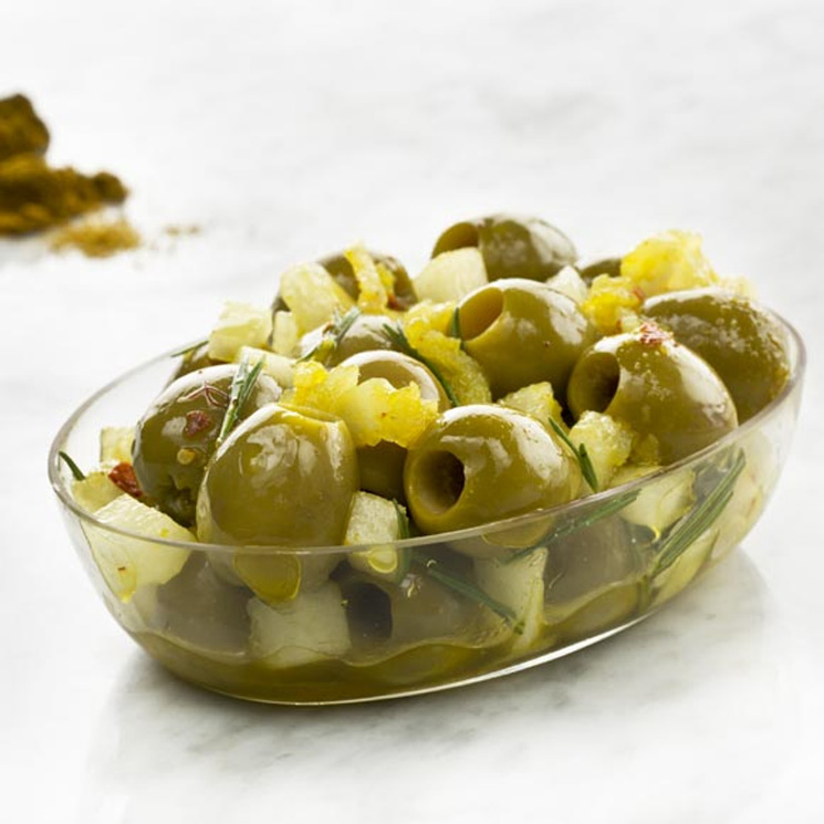 Aceitunas con melón y picante