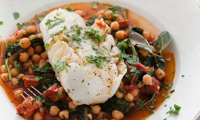 Potaje de garbanzos con espinacas y rape