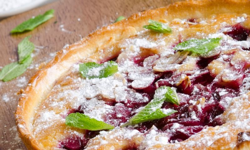 Tarta de cerezas al aroma de menta