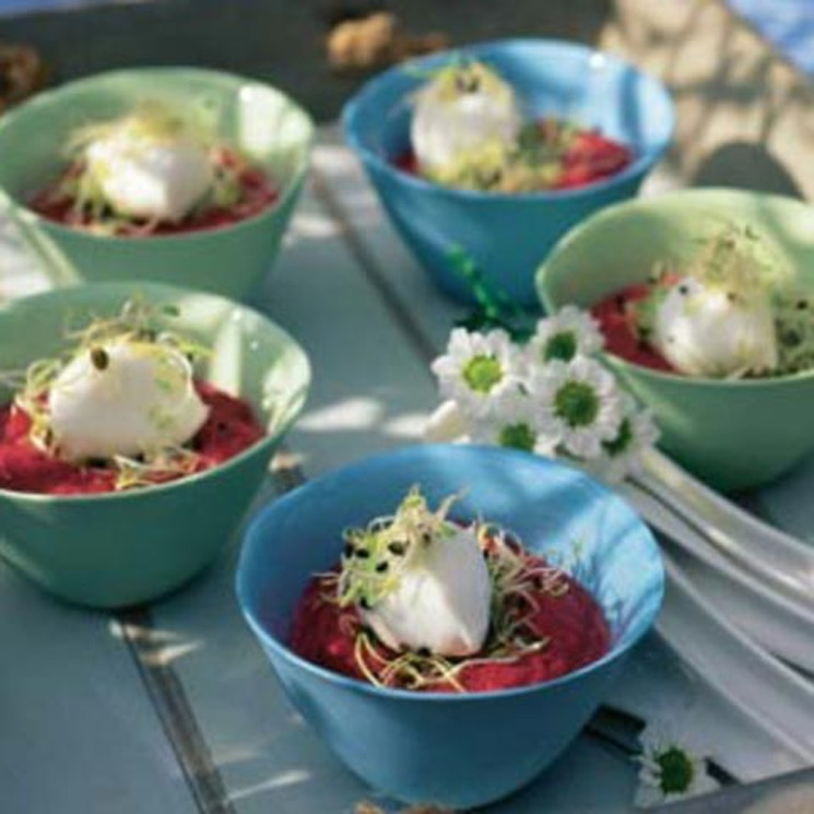 Espuma de remolacha con queso de cabra