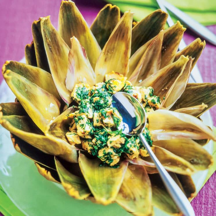 Flor de alcachofa con pollo