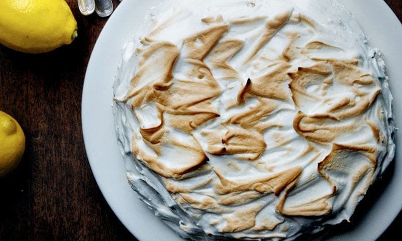 Tarta de merengue de limón