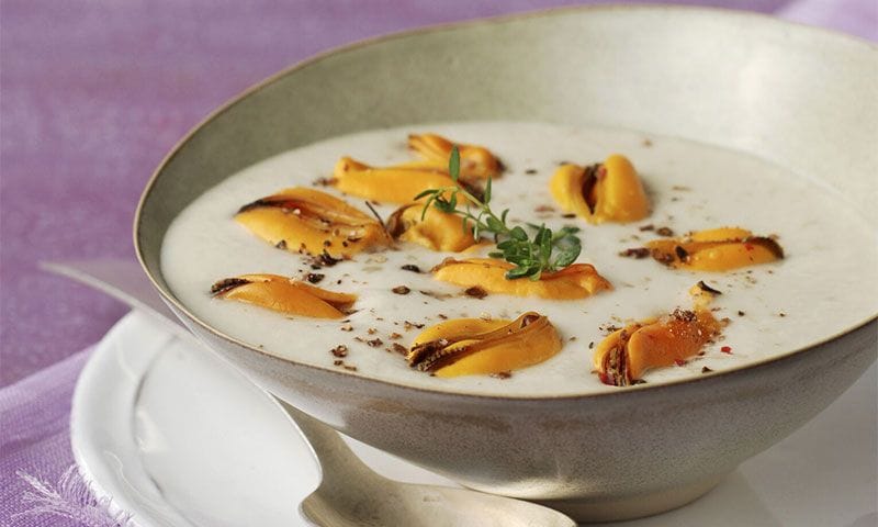 Crema de verduras con mejillones