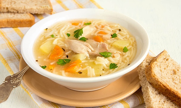 Sopa de pollo