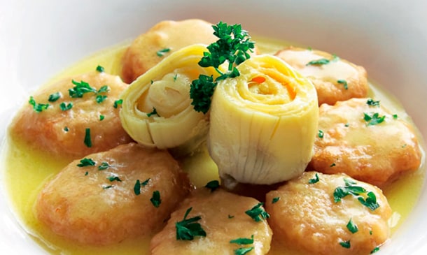 Patatas a la importancia con alcachofas Patatas a la importancia con alcachofas
