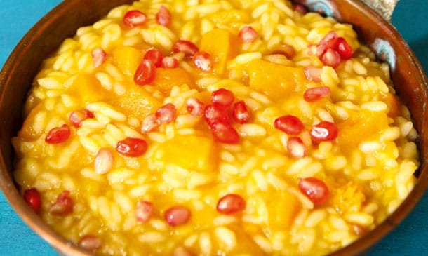Arroz jugoso con melocotón y granada Arroz jugoso con melocotón y granada