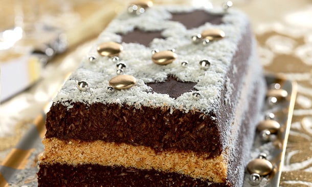 Pastel de chocolate y coco Pastel de chocolate y coco