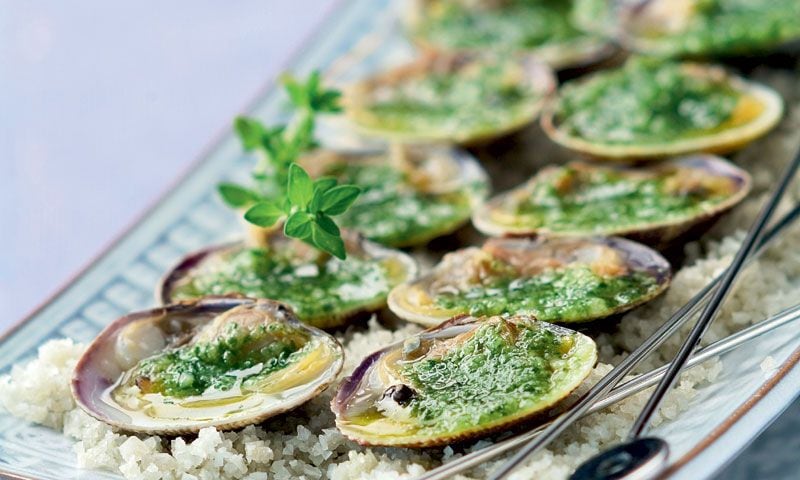 Berberechos con salsa verde