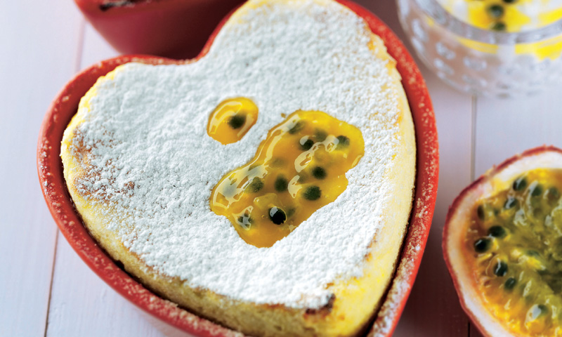 Corazón de yogur y fruta de la pasión