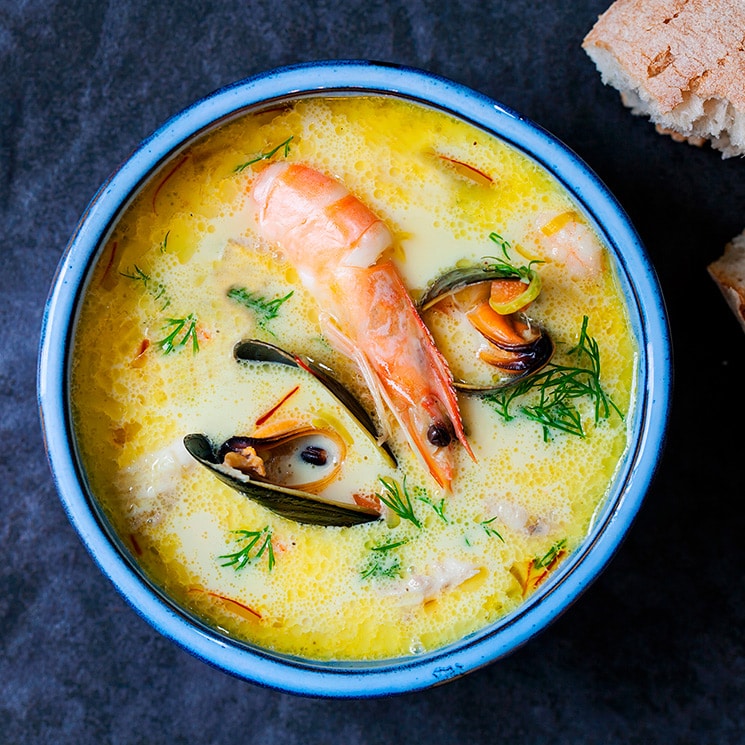 Sopa de mejillones al azafrán