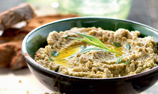 Paté de aceitunas verdes y almendras Paté de aceitunas verdes y almendras