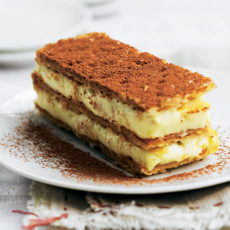 Milhojas de crema pastelera y cacao