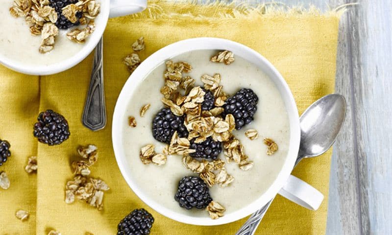 'Smoothie bowl' de manzanas y avena