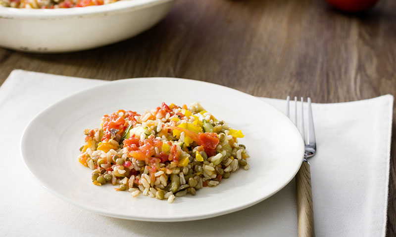 Arroz integral, lentejas y verduras al vapor