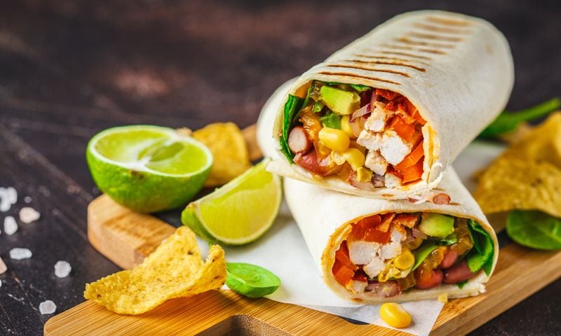Burritos de pollo y vegetales