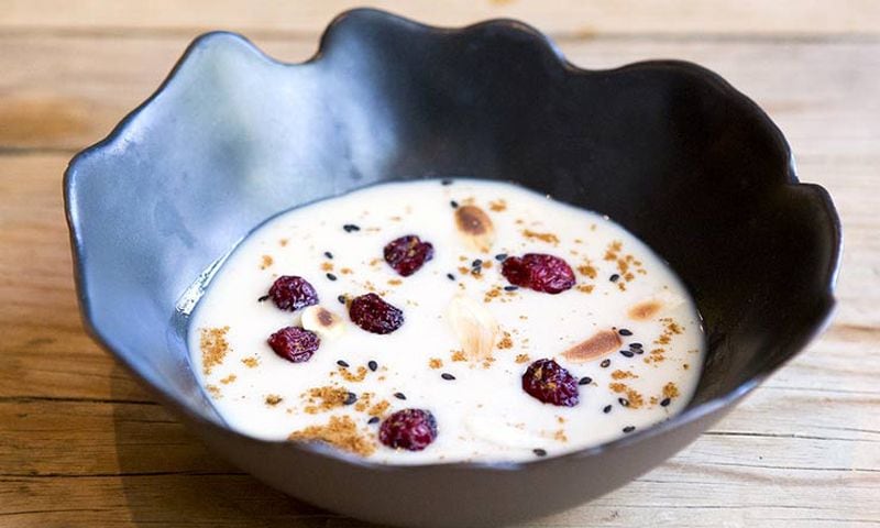 'Porrigde' de avena y cardamomo