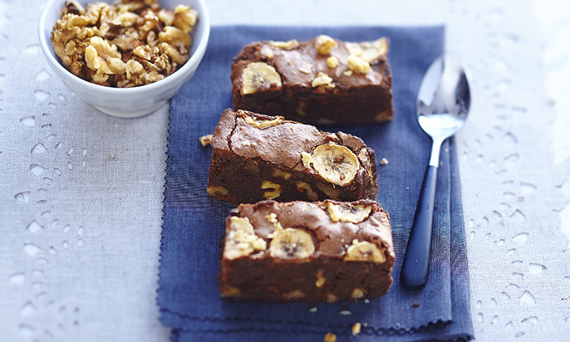 'Brownie' con nueces y plátano