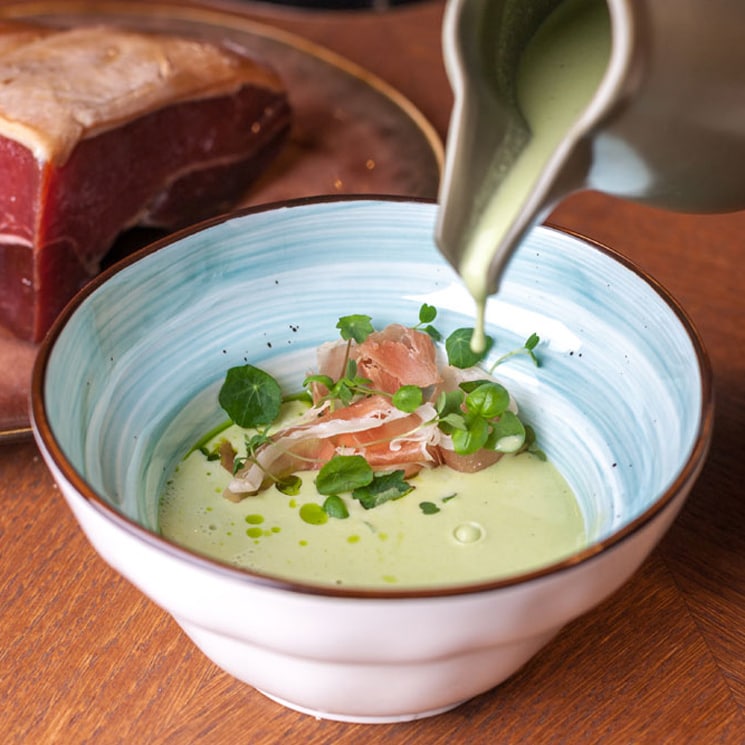 Crema de calabacín con jamón serrano
