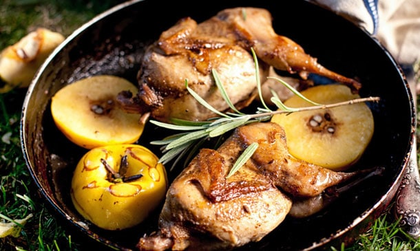 Codornices asadas con membrillo caramelizado Codornices asadas con membrillo caramelizado