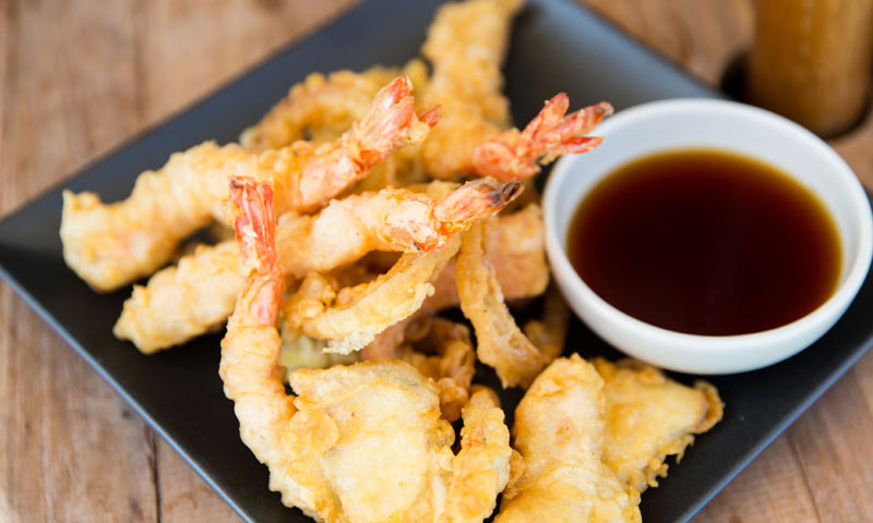 Tempura de bacalao y gambas