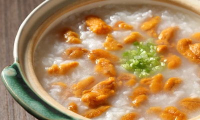 Sopa de arroz con erizos