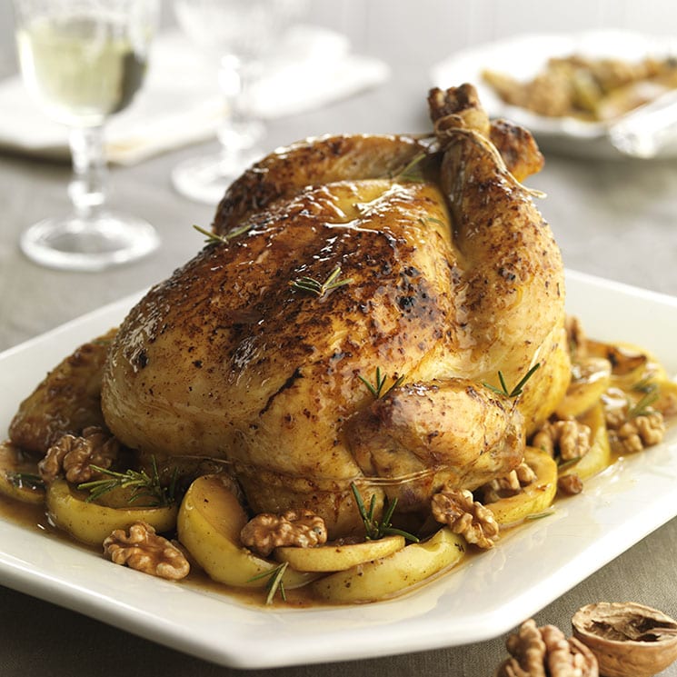 Pollo relleno con manzana y nueces