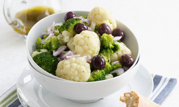 Ensalada de brócoli y coliflor Ensalada de brócoli y coliflor