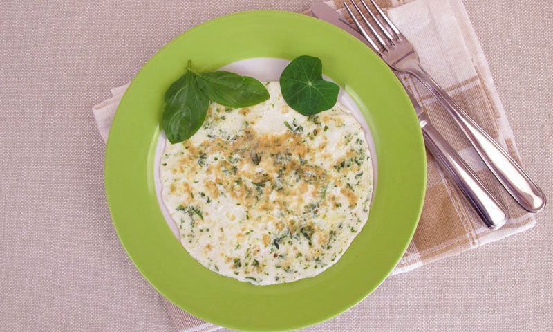 Tortilla de claras a las finas hierbas