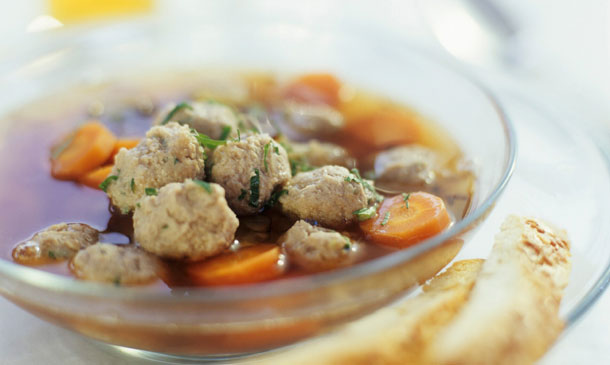 Sopa con albóndigas de jabalí Sopa con albóndigas de jabalí