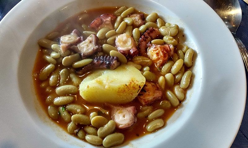 Verdinas con pulpo
