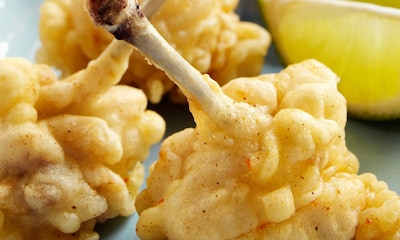 Alitas de pollo en tempura con un toque de limón