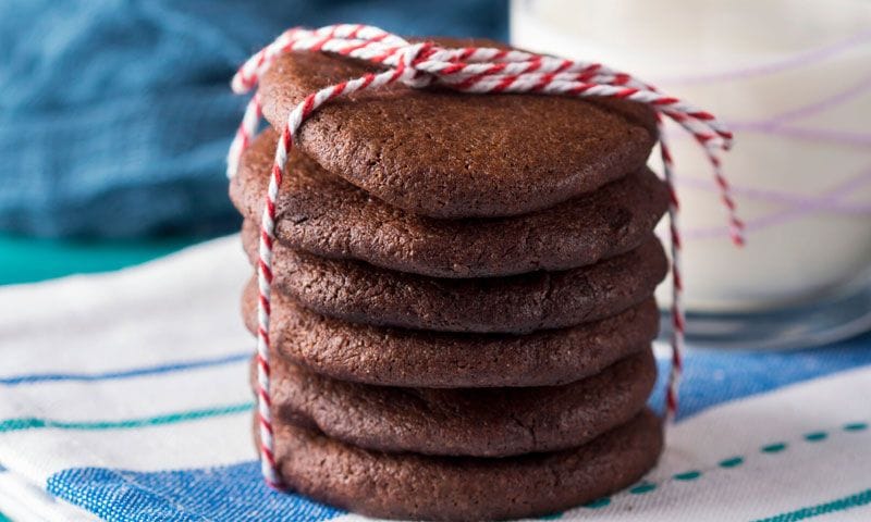 Galletas de chocolate y avellana