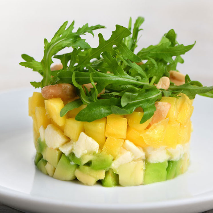 Tartar de aguacate y mango con 'mozzarella'
