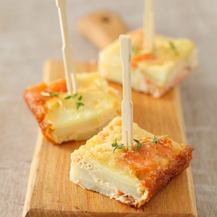 Pinchos de tortilla con salmón