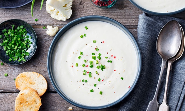 Crema de coliflor y patata con queso de cabra Crema de coliflor y patata con queso de cabra