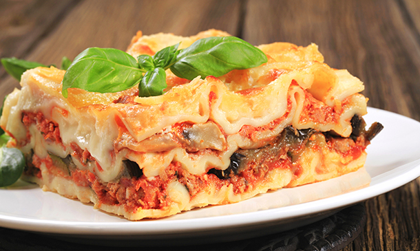Lasaña de carne y pisto de berenjena Lasaña de carne y pisto de berenjena