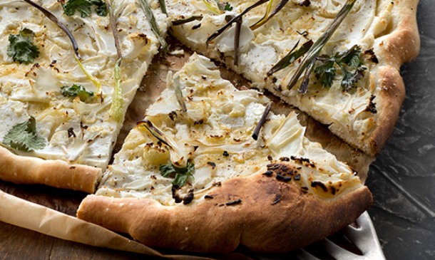 Pizza con coliflor y queso 'ricotta' Pizza con coliflor y queso 'ricotta'
