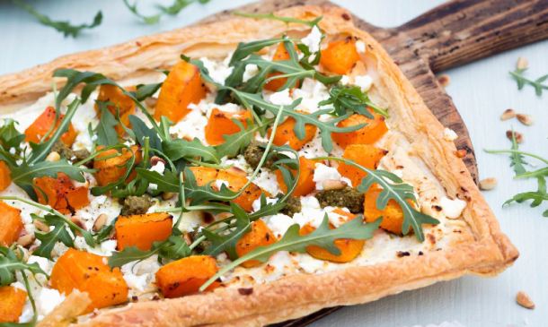 Quiche de calabaza, queso feta y pesto Quiche de calabaza, queso feta y pesto