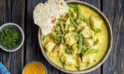 Pollo y coliflor al curry