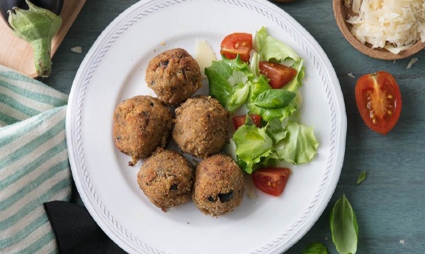 Albóndigas de berenjenas con queso Albóndigas de berenjenas con queso