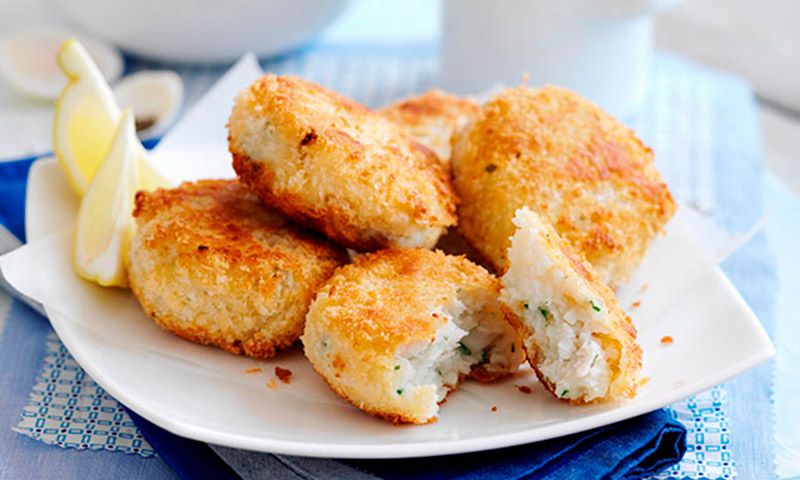 Croquetas de merluza con hierbabuena