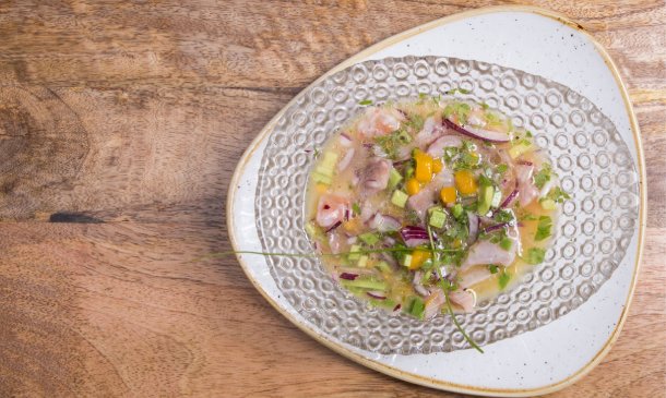 Ceviche de lubina y fresquilla Ceviche de lubina y fresquilla