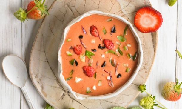 Gazpacho de manzana y fresas Gazpacho de manzana y fresas