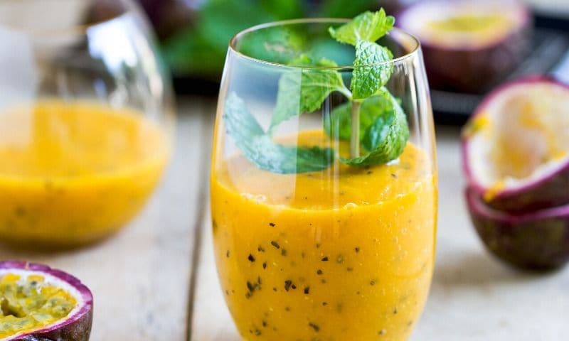'Smoothie' de mango y fruta de la pasión