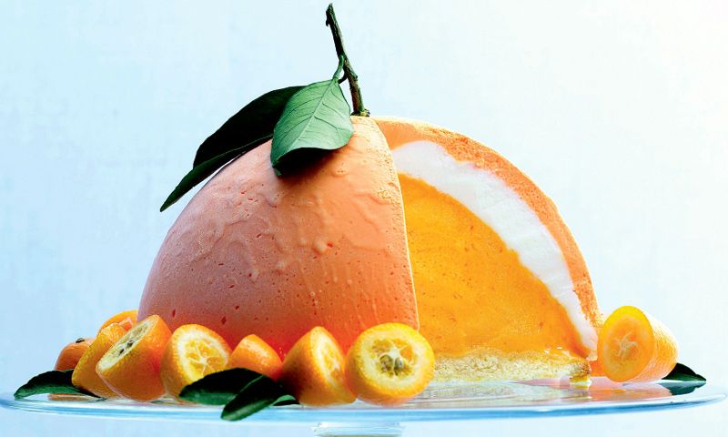 Tarta helada de naranja y nata