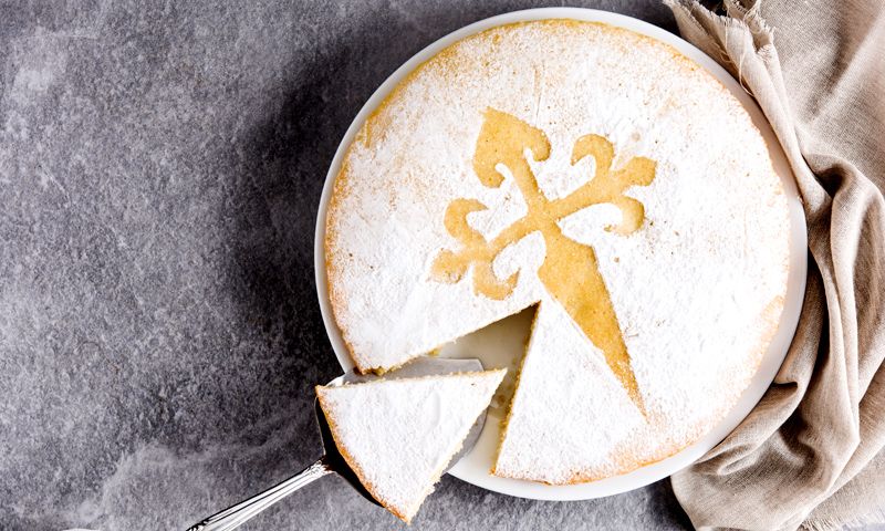 Tarta de Santiago tradicional
