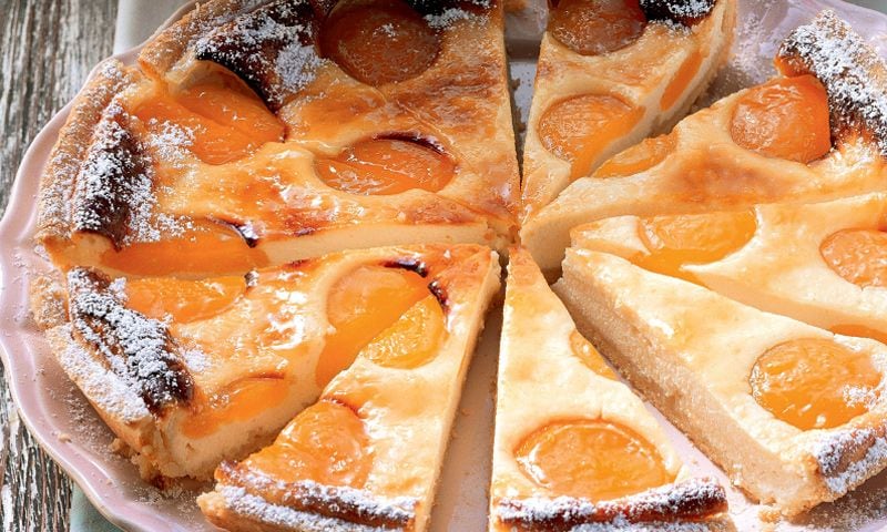 Tarta de queso y albaricoques