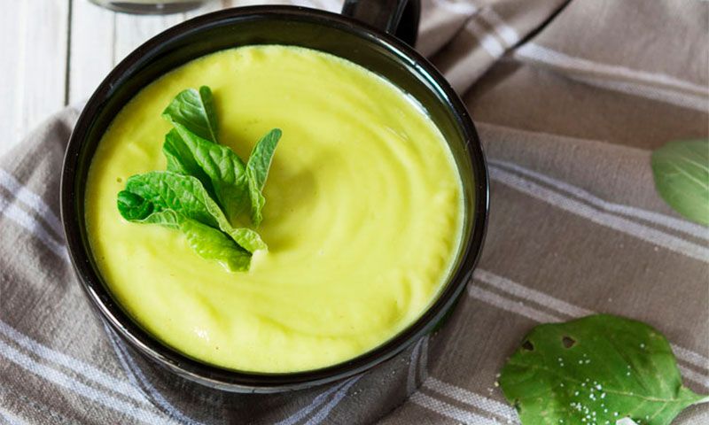 Crema fría de aguacate