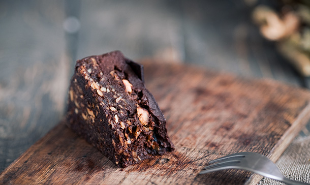 'Brownie' de nueces y dátiles 'Brownie' de nueces y dátiles